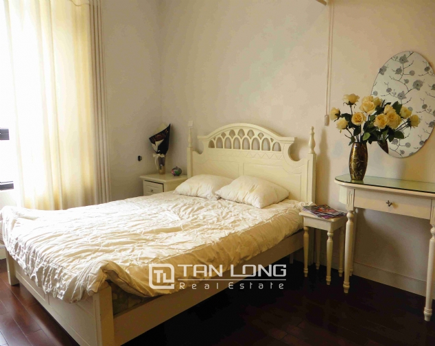 A nice 1 bedroom apartment for rent in Lancaster Tower, Nui Truc str, Ba Dinh dist 4