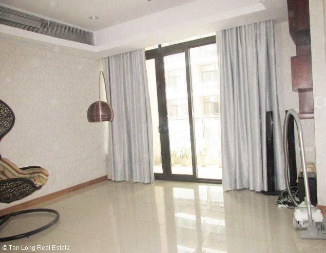 A nice apartment for rent in Dolphin Plaza, My Dinh, Tu Liem, Hanoi. 1