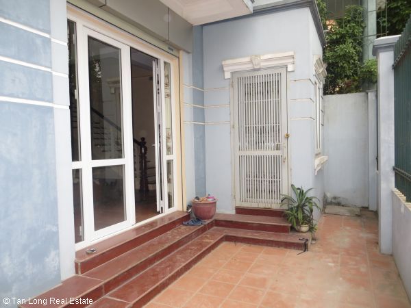 A quite almost furnished 5 bedroom house to rent in Sai Dong, Long Bien district, Hanoi 3