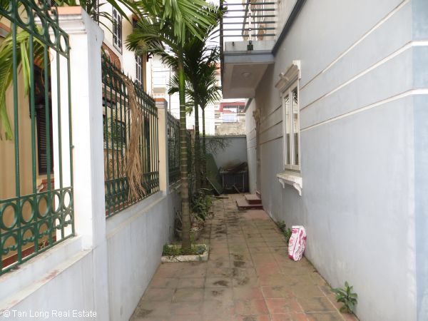 A quite almost furnished 5 bedroom house to rent in Sai Dong, Long Bien district, Hanoi 4