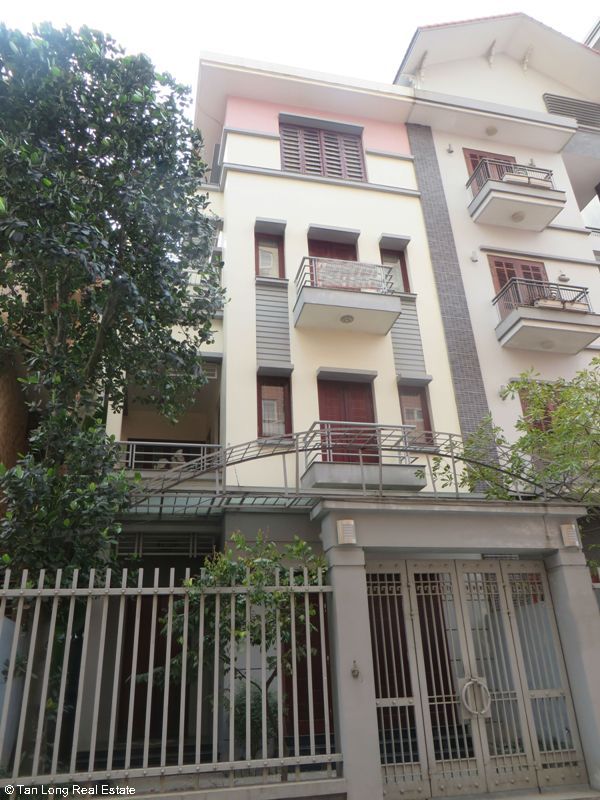 A semi furnished 5 bedroom house to rent on Pham Hung street, My Dinh 2, Nam Tu Liem district 1