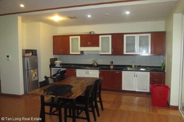 Airy apartment for rent in N05 Cau Giay 5