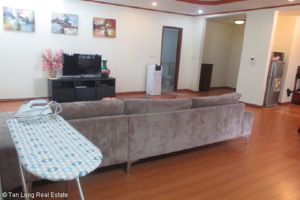 Airy apartment for rent in N05 Cau Giay 6