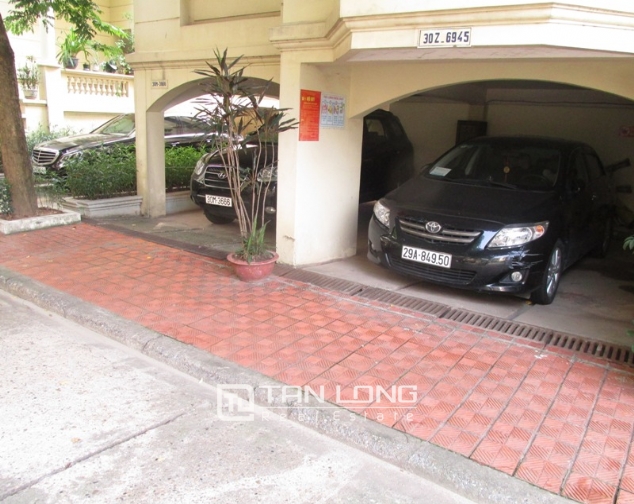 Amazing 3 bedroom apartment for rent in Thanh Cong, Dong Da district 8