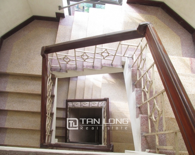 Amazing 3 bedroom apartment for rent in Thanh Cong, Dong Da district 1