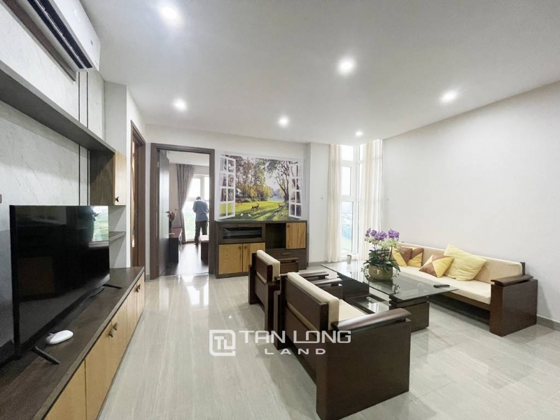 Amazing golf - view apartment for rent at L4 Ciputra 1
