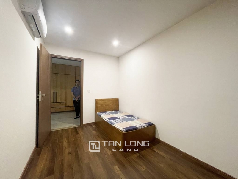 Amazing golf - view apartment for rent at L4 Ciputra 13