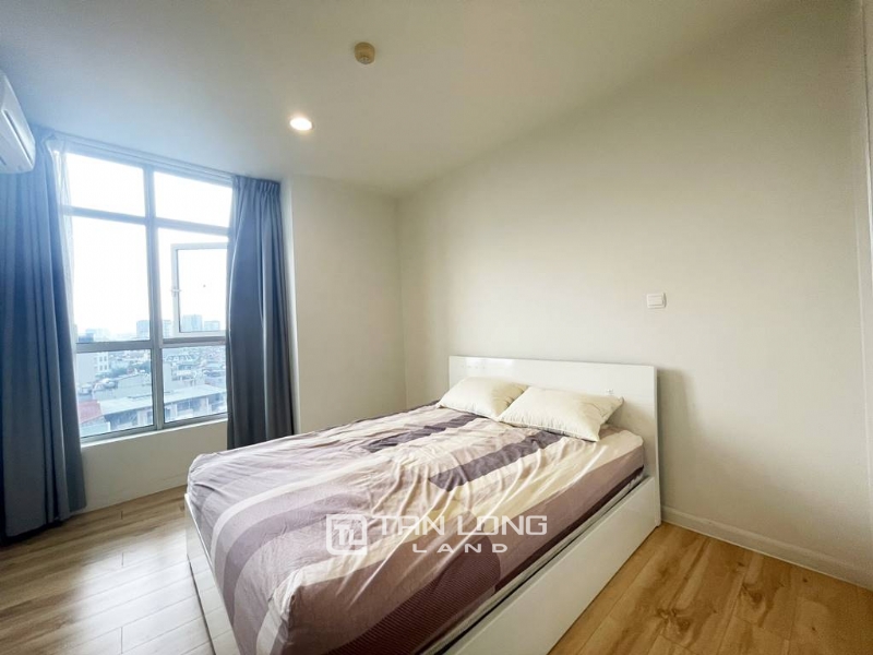 Amazing lake - view 3BRs apartment for rent in Watermark 10