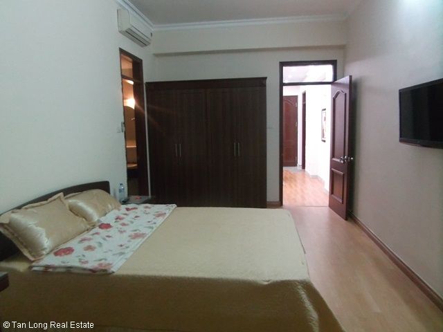 An elegant and spacious 2 bedroom apartment for rent in 34T, Trung Hoa Nhan Chinh, Cau Giay District 8