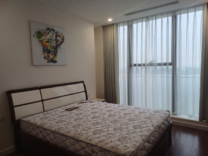 Apartment for lease 3 bedrooms 02 bathrooms located in S2 Sunshine City 10