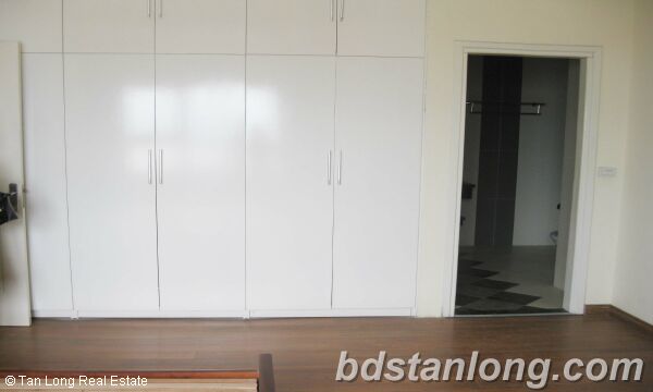 Apartment for rent at M5 Nguyen Chi Thanh street 8