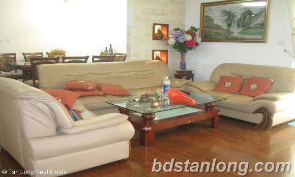 Apartment for rent at M5 Tower - Nguyen Chi Thanh Hanoi 1