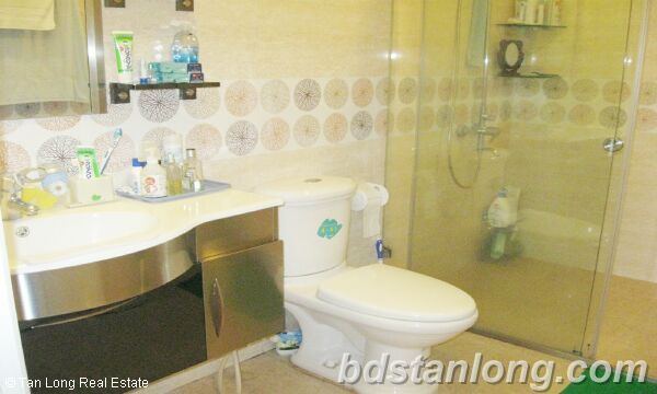 Apartment for rent at M5 tower Nguyen Chi Thanh 8