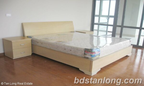 Apartment for rent in 671 Hoang Hoa Tham, Ba Dinh district. 6