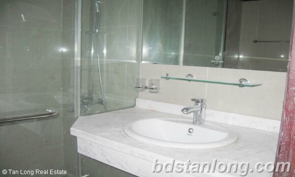Apartment for rent in 671 Hoang Hoa Tham, Ba Dinh district. 10