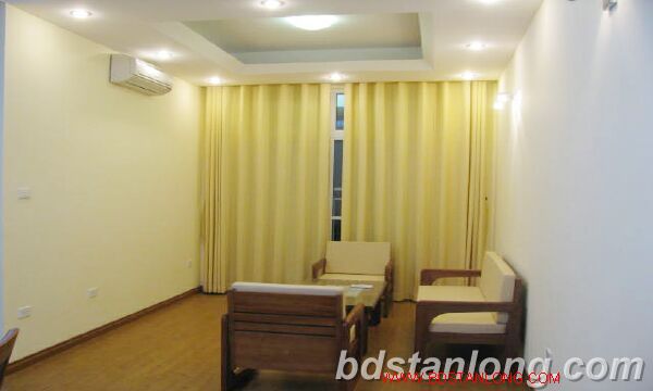 Apartment for rent in 713 Lac Long Quan, Tay Ho district 1