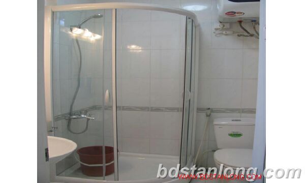 Apartment for rent in 713 Lac Long Quan, Tay Ho district 7