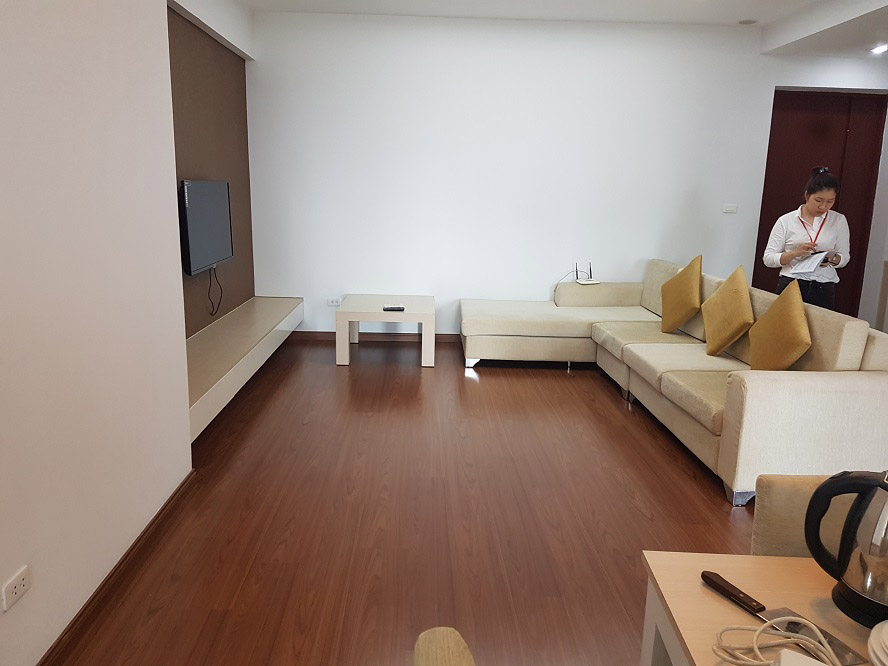 Apartment for rent in Duong Dinh Nghe street, Yen Hoa ward, Cau Giay district, Hanoi