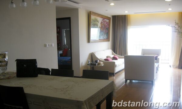Apartment for rent in Hoa Binh Green building, Ba Dinh, Ha Noi