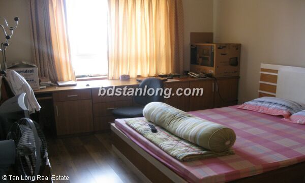 Apartment for rent in Kinh Do building, 93 Lo Duc, Hai Ba Trung district, Ha Noi. 4