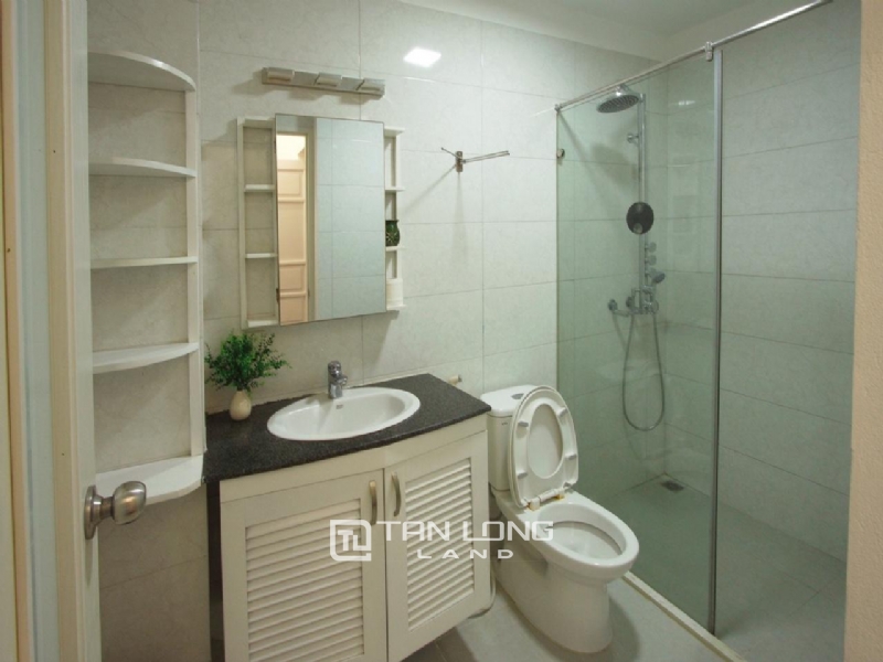 Apartment for rent in Tu Hoa - 90sqm, Tay Ho district 6