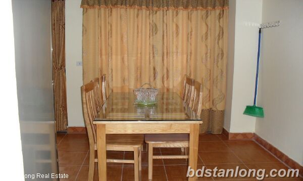 Apartment for rent in Vuon Xuan building, 71 Nguyen Chi Thanh, Dong Da 6
