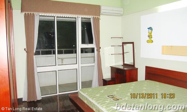 Apartment in 101 Lang Ha street, Dong Da, Ha Noi for rent 4