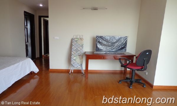 Apartment in brand-new building 671 Hoang Hoa Tham 1