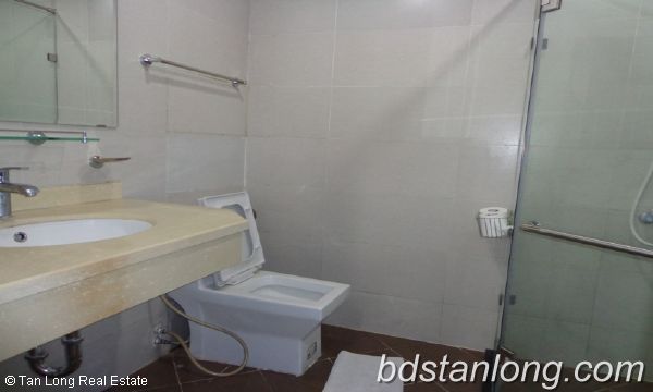 Apartment in brand-new building 671 Hoang Hoa Tham 2