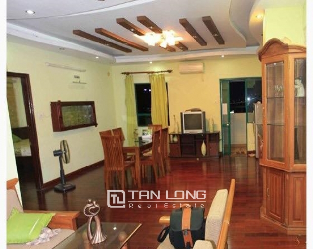 Apartment with 2 bedrooms for lease in 17T10, Trung Hoa Nhan Chinh urban, Cau Giay district 1