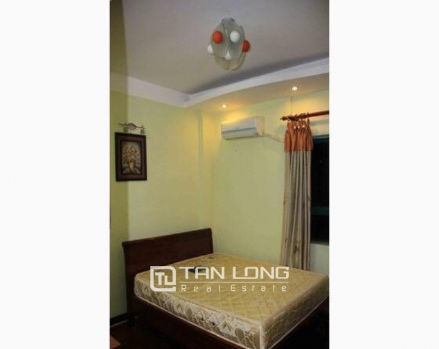 Apartment with 2 bedrooms for lease in 17T10, Trung Hoa Nhan Chinh urban, Cau Giay district 3
