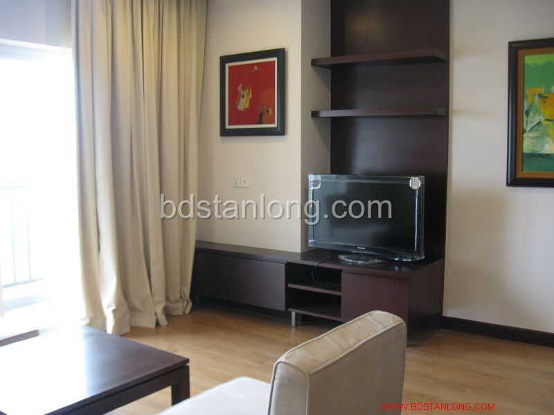 Apartments for rent in Hoa Binh Green building, Buoi street, Ba Dinh district 3