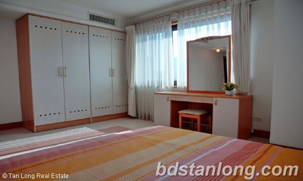 Apartments for rent in Rose Garden Hanoi 8