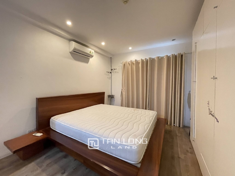 Artistic apartment for rent at G2-G3 Ciputra 8