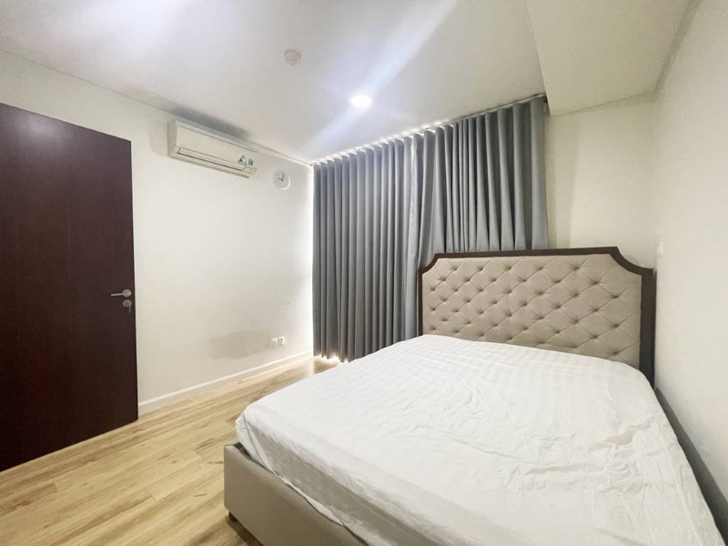 Attractive 2 - bedroom apartment in Watermark for rent 11