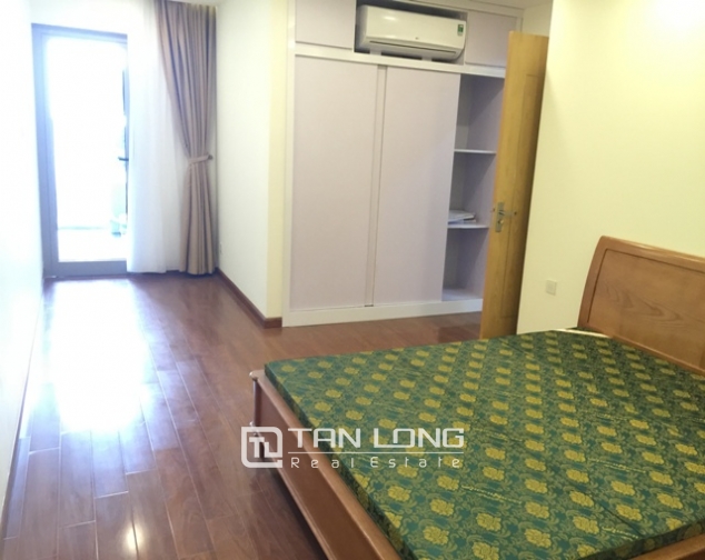 Attractive 3 bedroom apartment in Tower A Thang Long Number One for lease 6