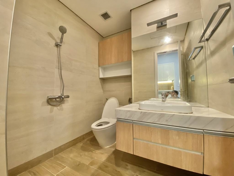 Attractive 3BDs apartment in Sungrand City 69B Thuy Khue for rent 11