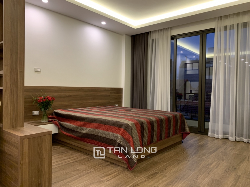 BEATIFUL APARTMENT FOR RENT IN PHO DUC CHINH- HA NOI 1