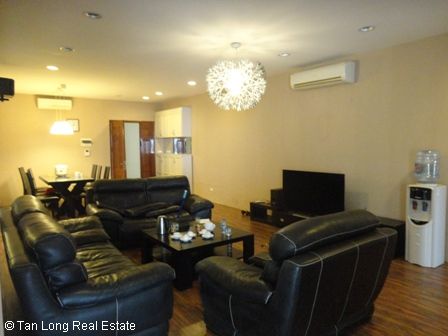 Beatiful apartment for rent N05 Trung hoa nhan chinh 167sqm2 1
