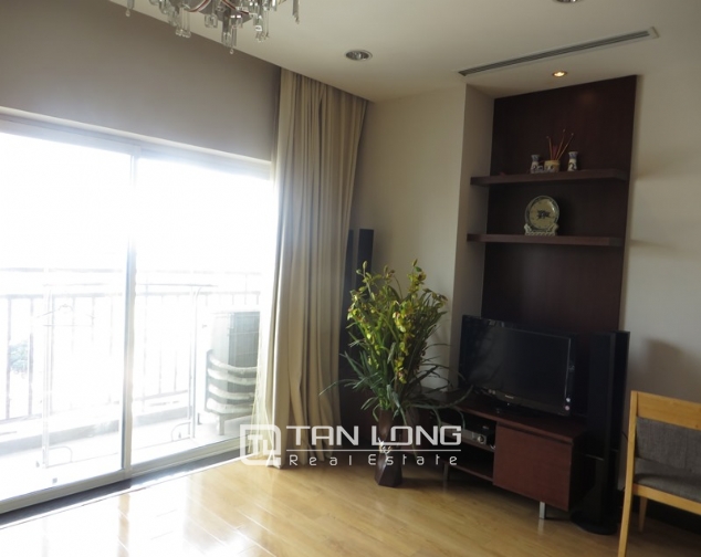 Beautiful 2 bedroom apartment for lease in Hoa Binh Green, Ba Dinh district 1
