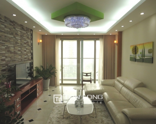 Beautiful 2 bedroom apartment with stylish design in C2 Mandarin Garden for rent 1