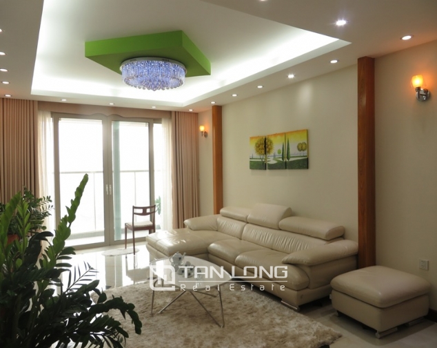 Beautiful 2 bedroom apartment with stylish design in C2 Mandarin Garden for rent 4