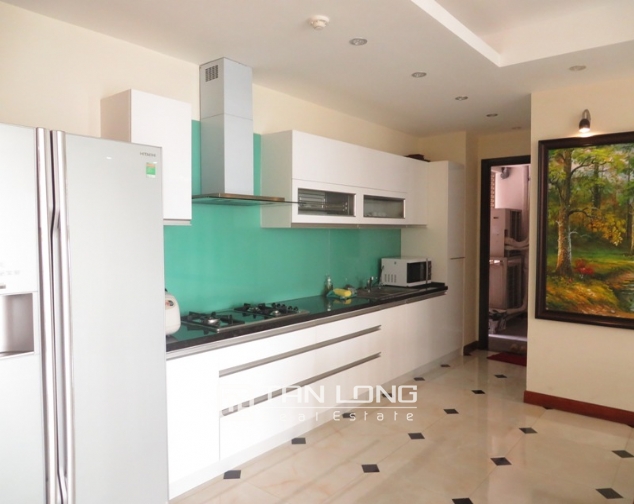 Beautiful 2 bedroom apartment with stylish design in C2 Mandarin Garden for rent 6