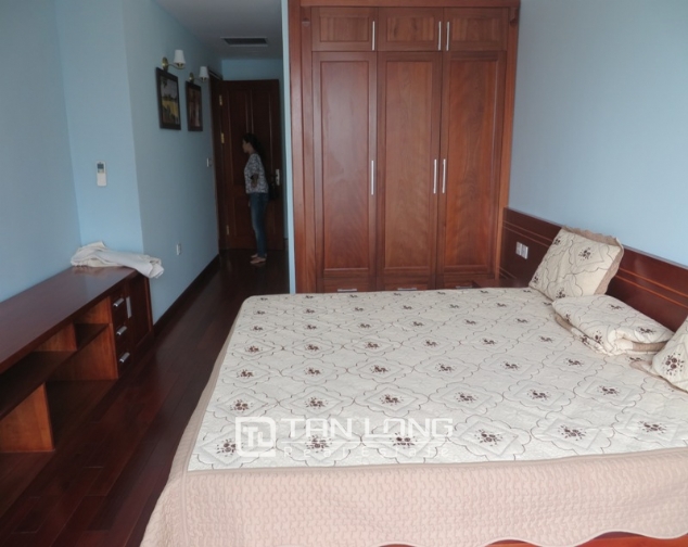 Beautiful 2 bedroom apartment with stylish design in C2 Mandarin Garden for rent 8