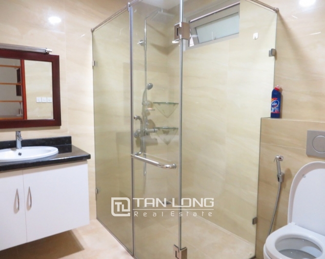 Beautiful 2 bedroom apartment with stylish design in C2 Mandarin Garden for rent 9