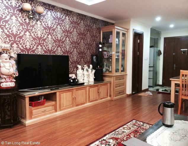 Beautiful 3 bedroom apartment for rent in Starcity Le Van Luong street with bathtub 1