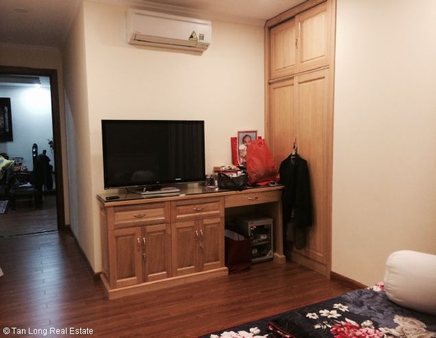 Beautiful 3 bedroom apartment for rent in Starcity Le Van Luong street with bathtub 3