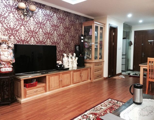Beautiful 3 bedroom apartment for rent in Starcity Le Van Luong street with bathtub