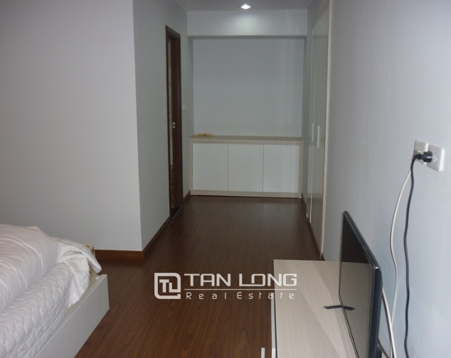 Beautiful 4 bedroom apartment in Star Tower to rent, view to the city 7