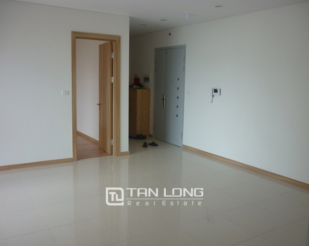 Beautiful and bright apartment with 3 bedroom for rent in Golden Palace, Nam Tu Liem 3